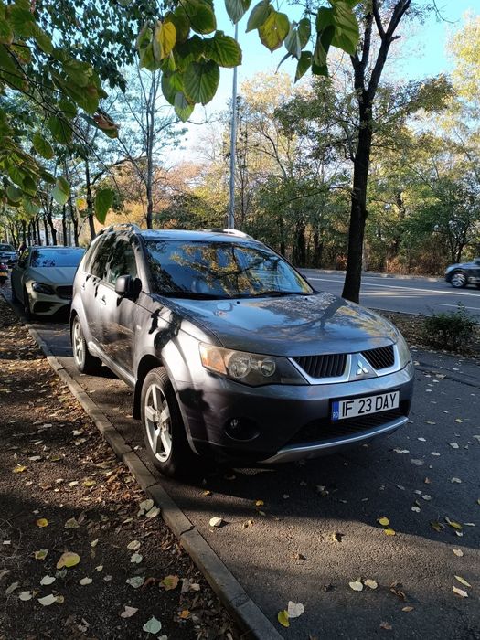 Mitsubishi outlander 2007