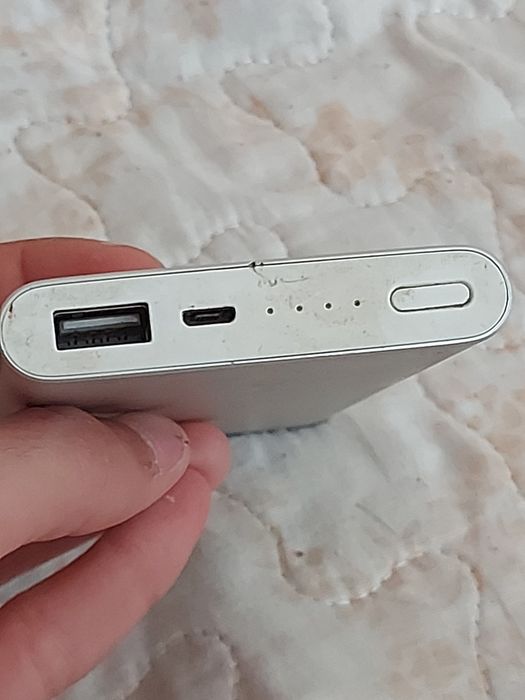 Повербанк 10000 mAh