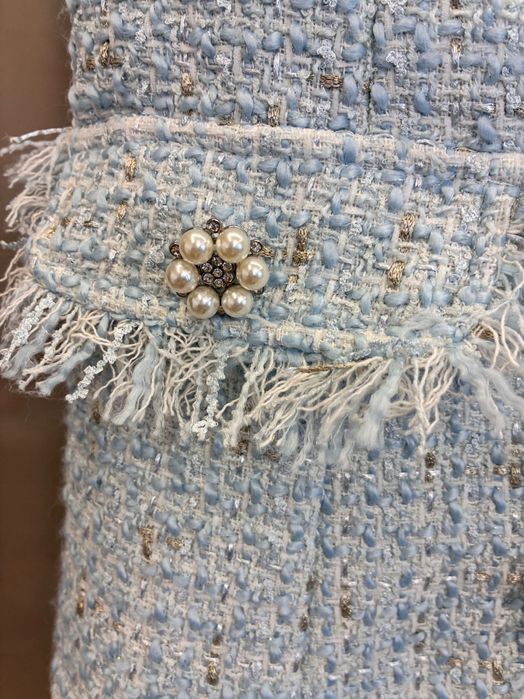 Стилна синя рокля букле