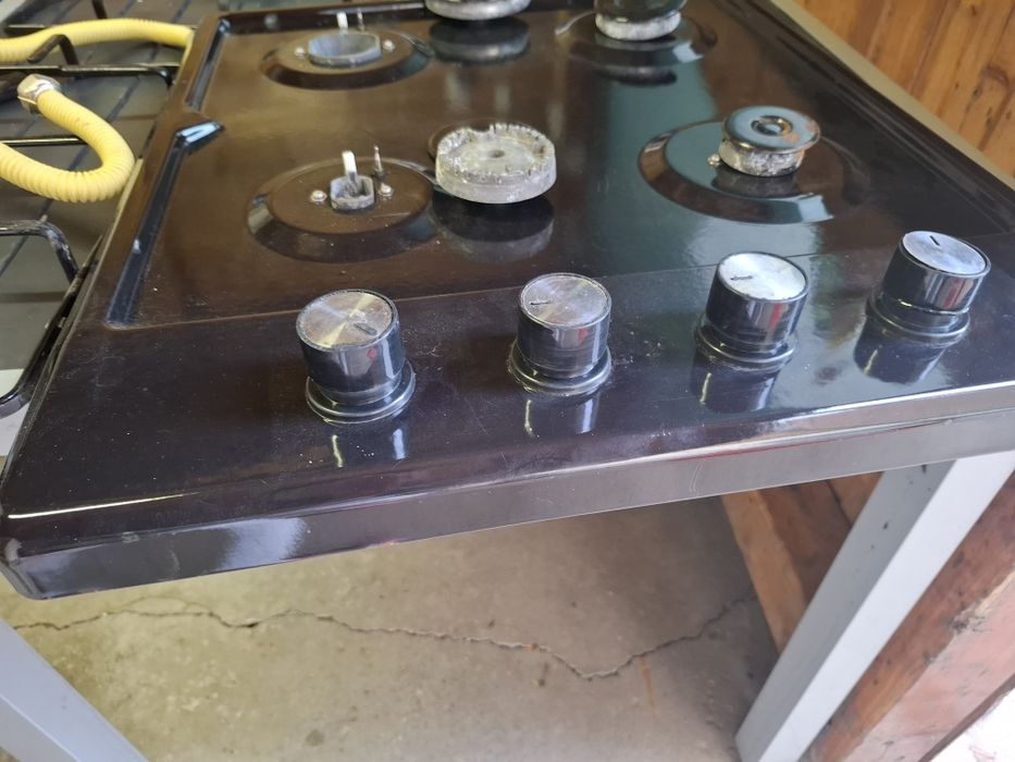Plita gaz cu aprindere electrica