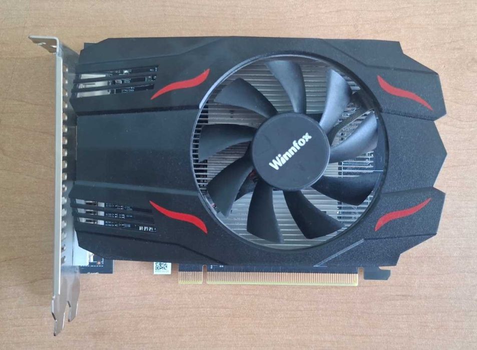 Продам видеокарту AMD Radeon RX 550 4GB