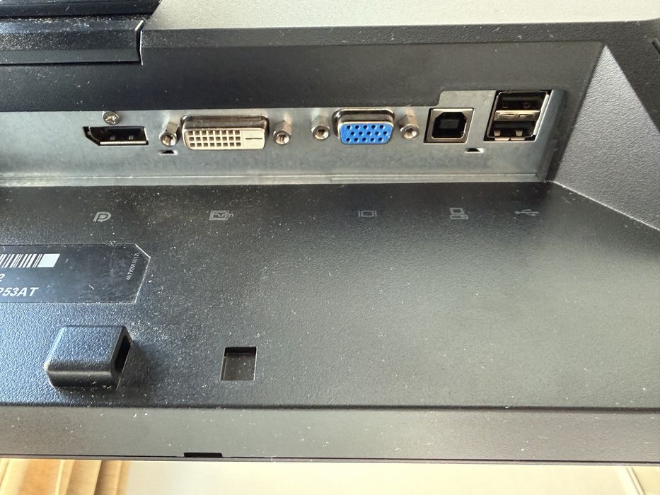 Монитор HP 24 full hd ips display