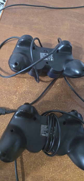 Срочно Продаю два Logitech f310 срочно