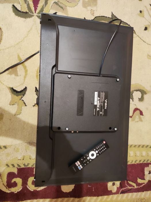 Телевизор Yasin 32