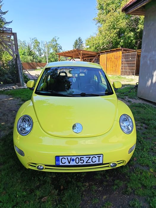 Volkswagen  NewBeetle