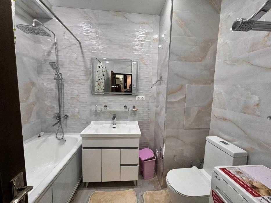 Цум Космонавты 3комнат 110кв АРЕНДА В Центре Города айбек метро НОВАЯ