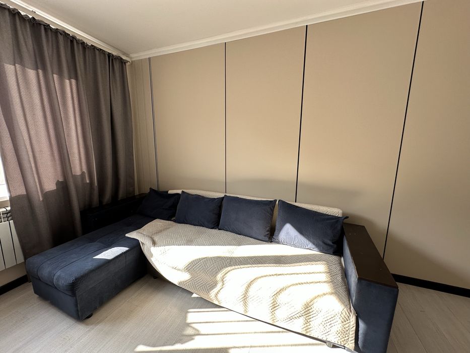 Продам диван 30000 тг