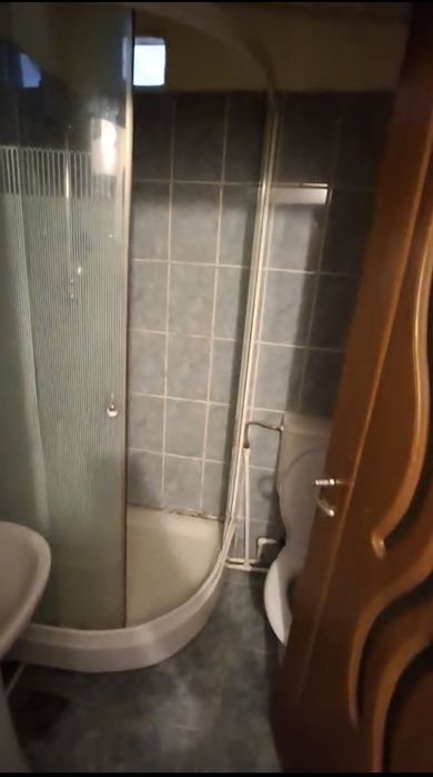 Garsonieră în bloc de apartamente Tatarasi str.Eternitare