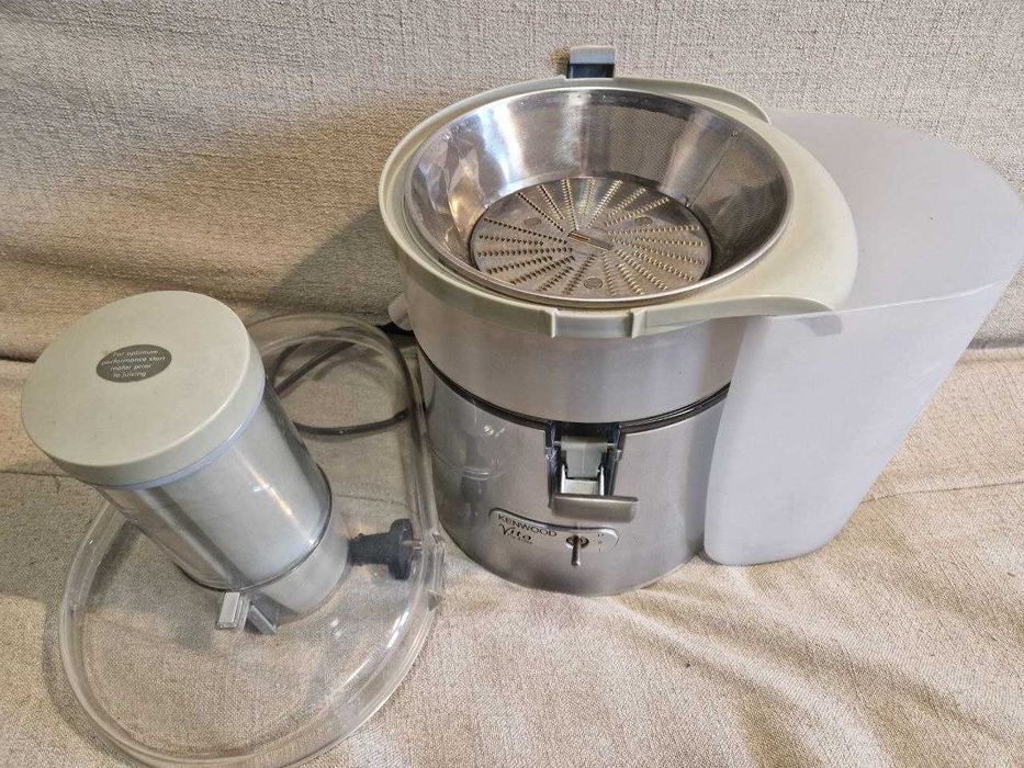 Storcator de fructe si legume Kenwood Vita Pro-Active 850W perfect