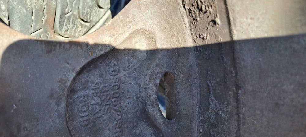 Джанти Renault 15 цола