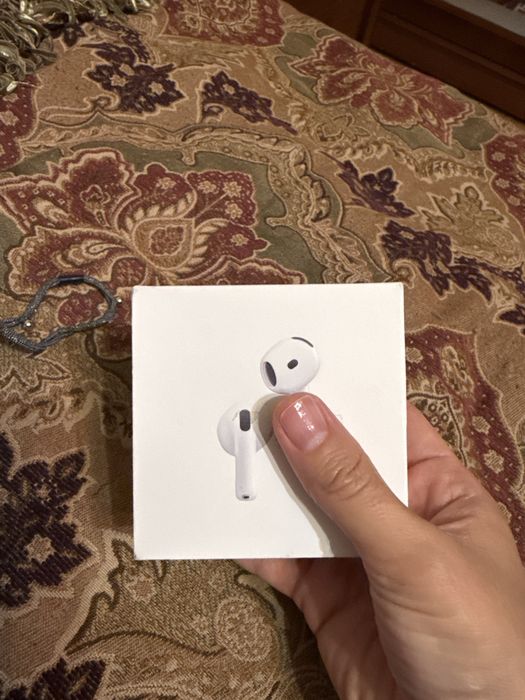 Apple Airpods 4 ans