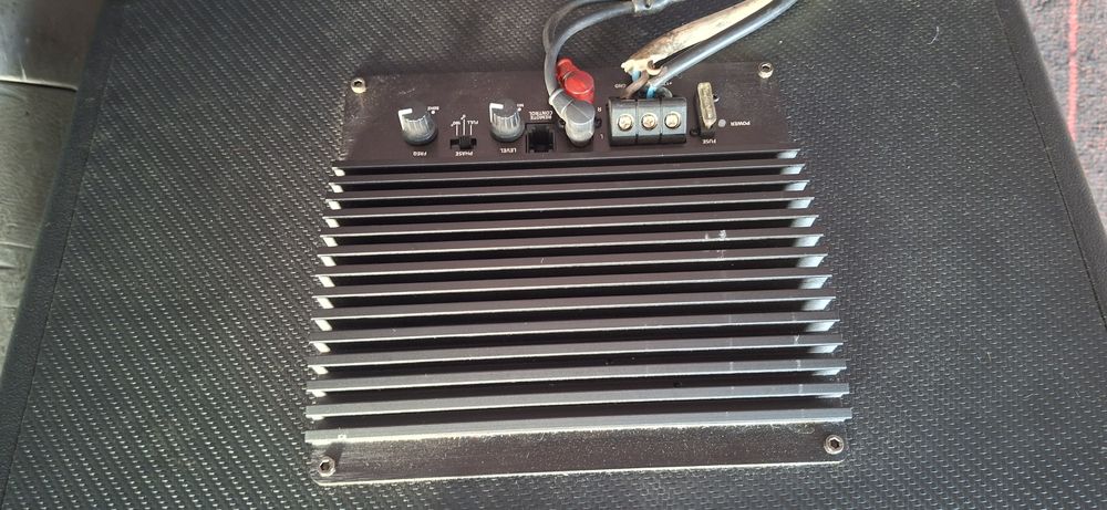 Продам срочно Сабвуфер