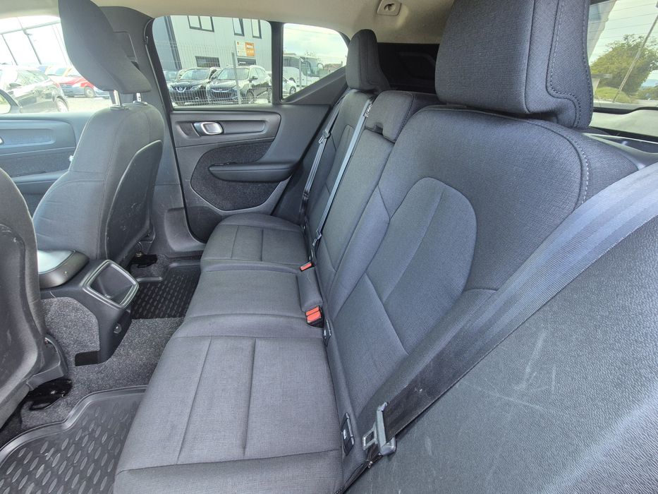 VOLVO XC 40 2.0 D / 2019 / EURO 6 / 150 CP / 4X2 / Clima /