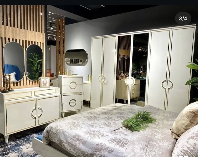 Спальный гарнитур