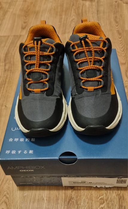 Кроссовки весна Geox