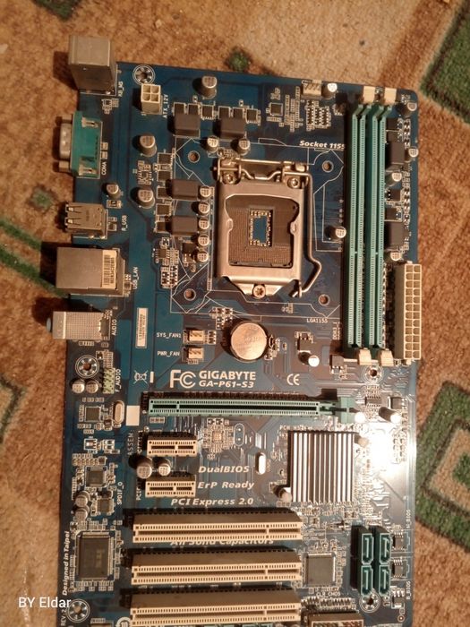 Материнская плата