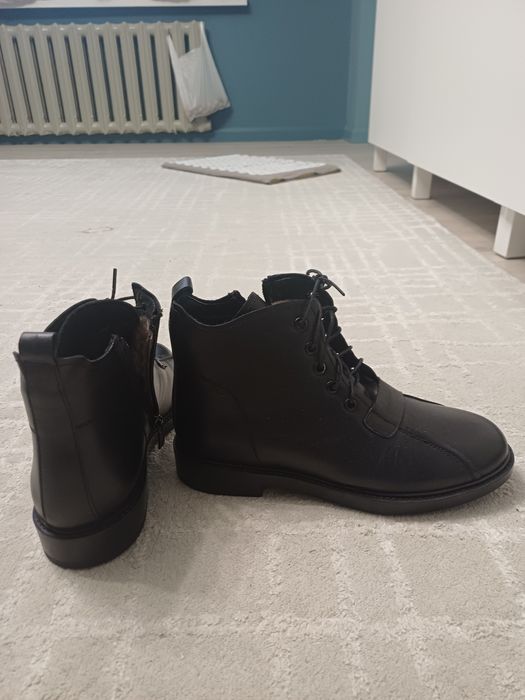 Зимние ботинки кожаные