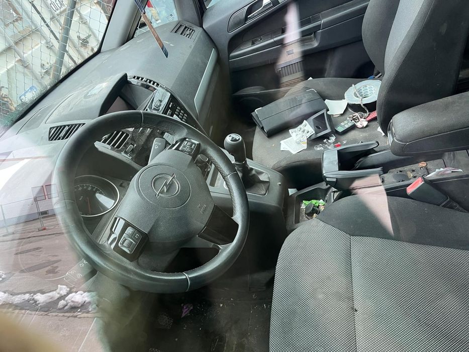 Vand 2 Opel Zamfira