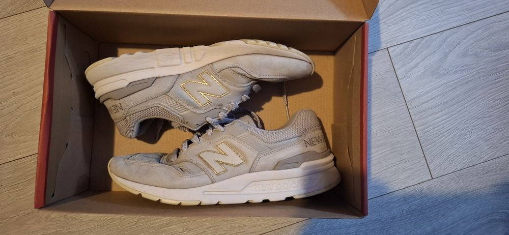 Обувки New Balance - 40 номер