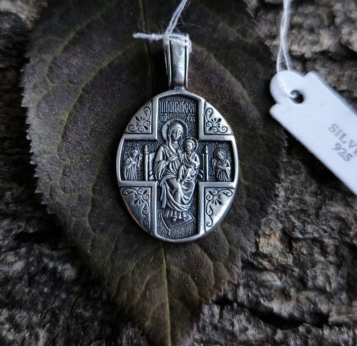 Сребърен кръст, медальони