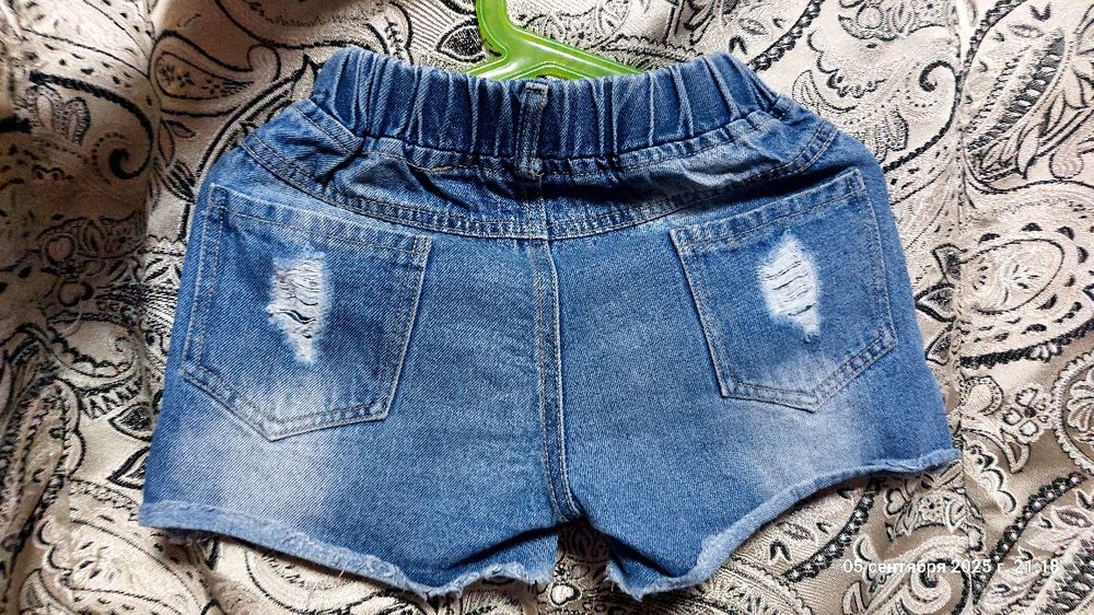 Джинсовые шортики для девочки