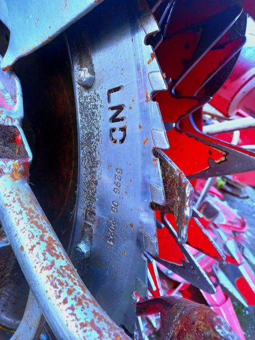 Claas Jaguar 850 . kombainlarimiz yetib keldi. Xolati ideal.