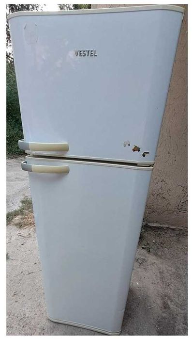 Нерабочий Холодильник продаётся