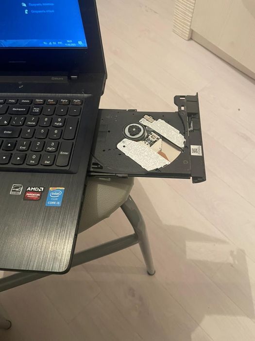 Продам ноутбук LENOVO