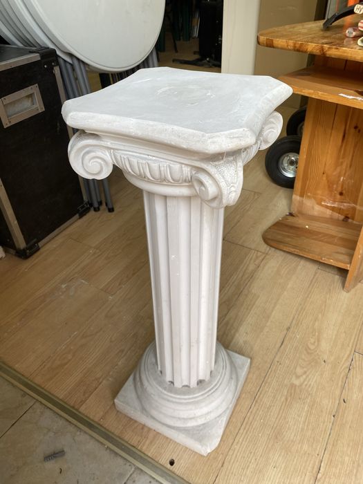 Декоративни колони