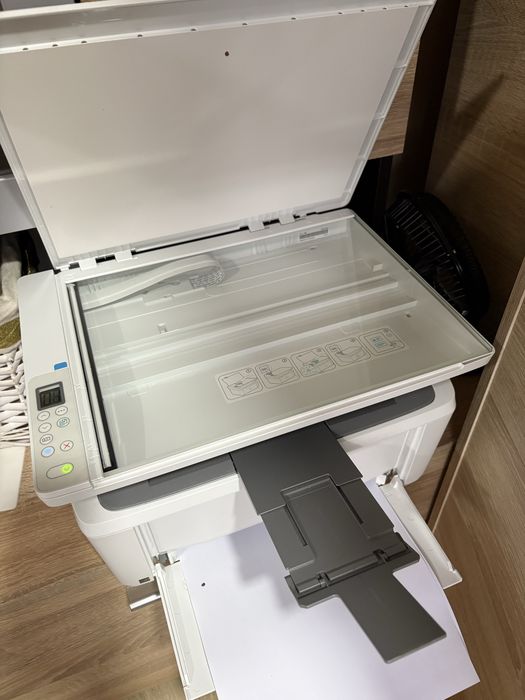 Принтер HP Laser Jet M140we