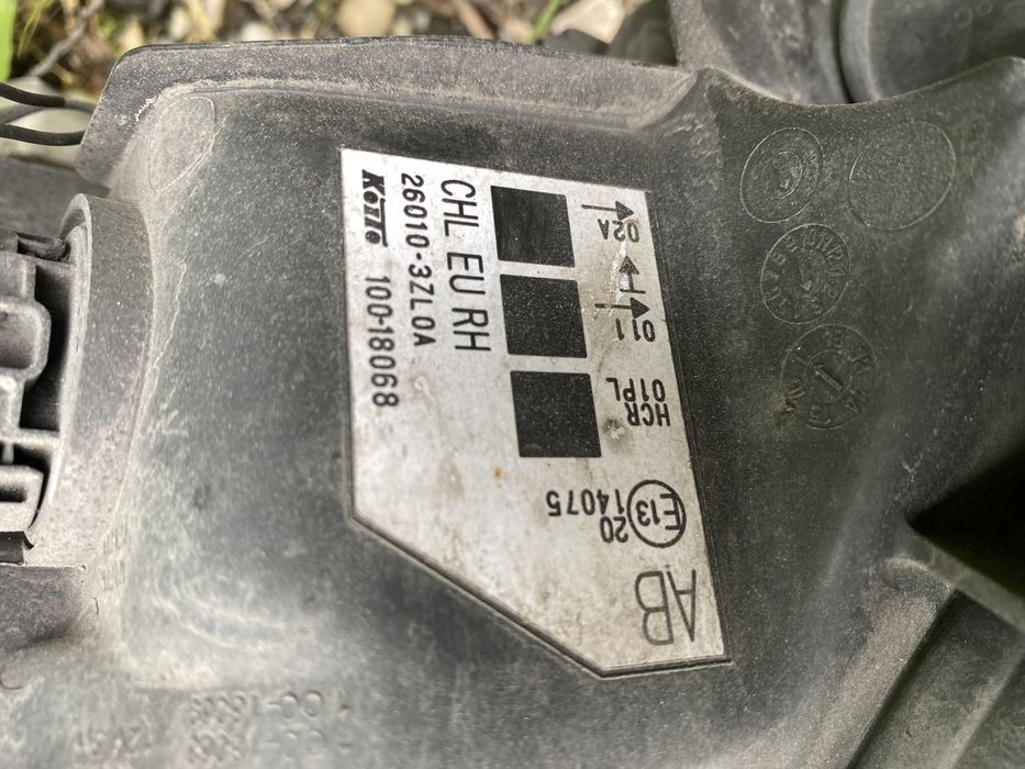 Far Nissan Pulsar 2014 - 2018 far dreapta pulsar
