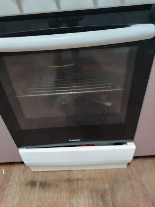 Продам плиту Hansa