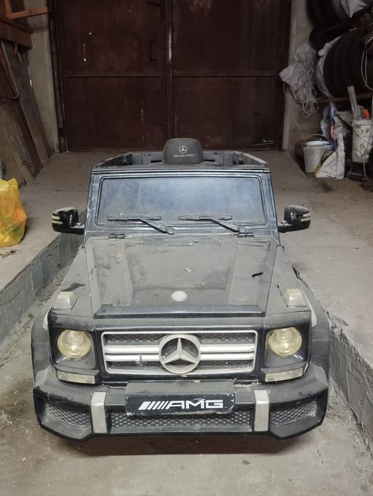 Детский автомобиль Мерседес
