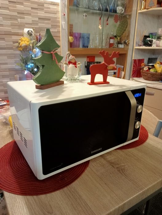 Samsung Cuptor Microwele si gril clasa AAA