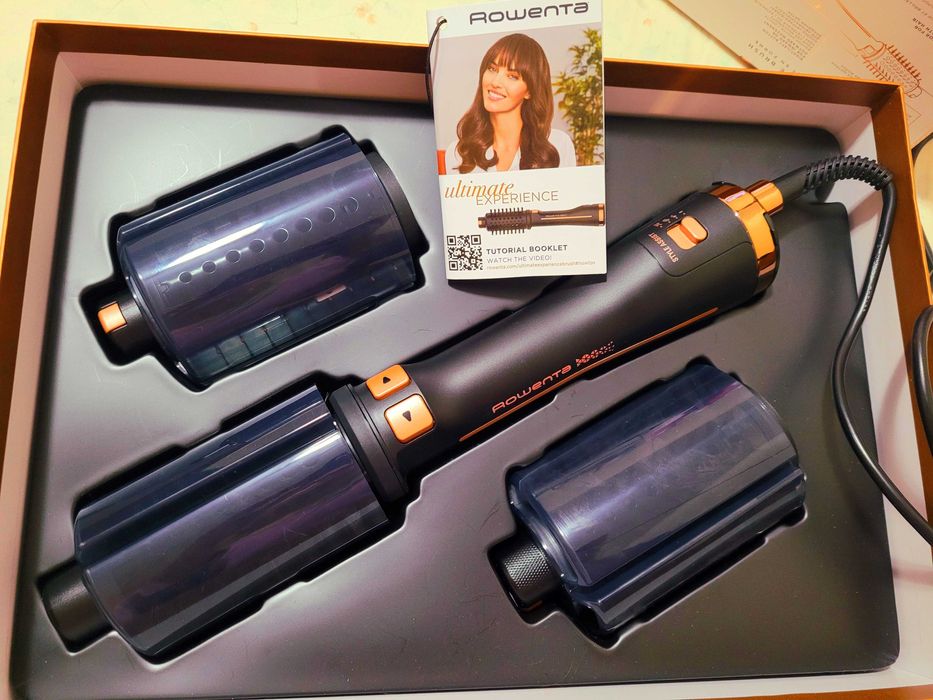 Perie rotativa Rowenta Ultimate Experience,3 trepte temp.,3 perii,noua