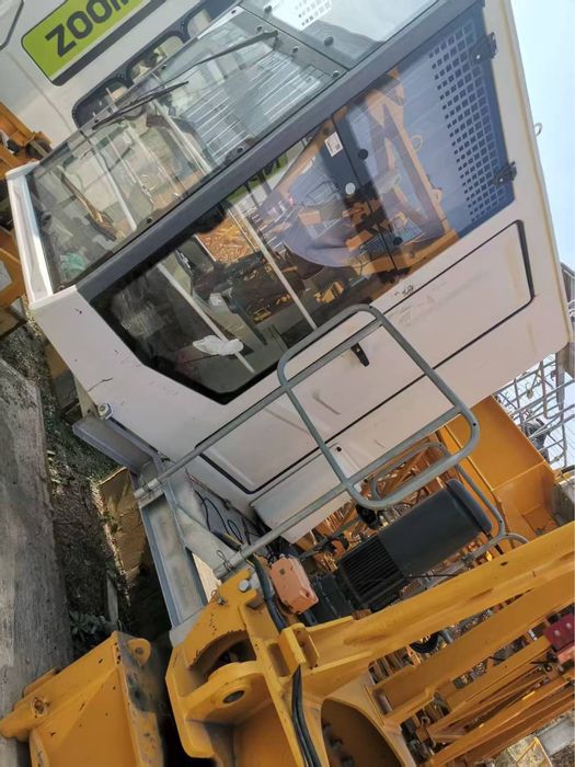 Башенный кран Zoomlion 6015 8 тонн