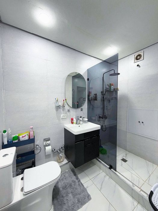 Dream House Продается 3 комнатная квартира ремонт 8-роддом, Глинка