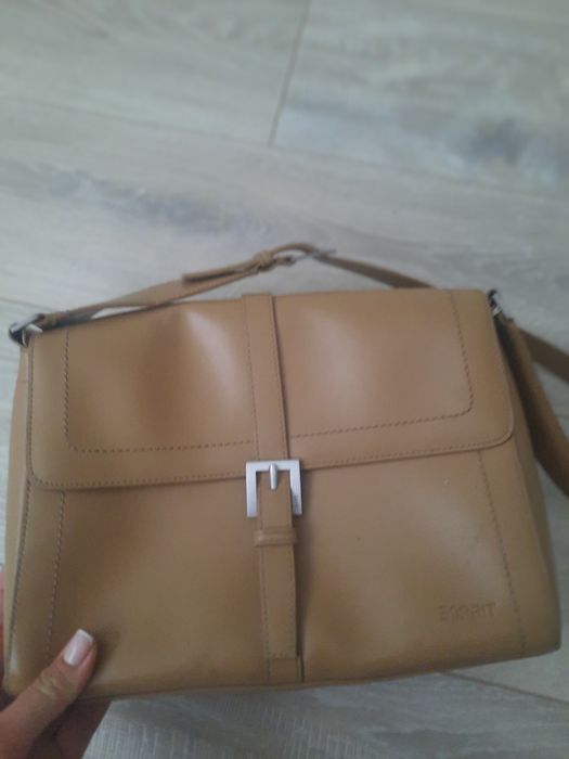 Чанта Esprit естествена кожа