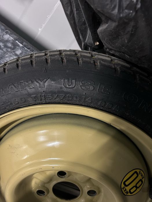 Гума патерица 115/70/14 Toyo
