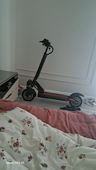 Электро Самокат сотилади