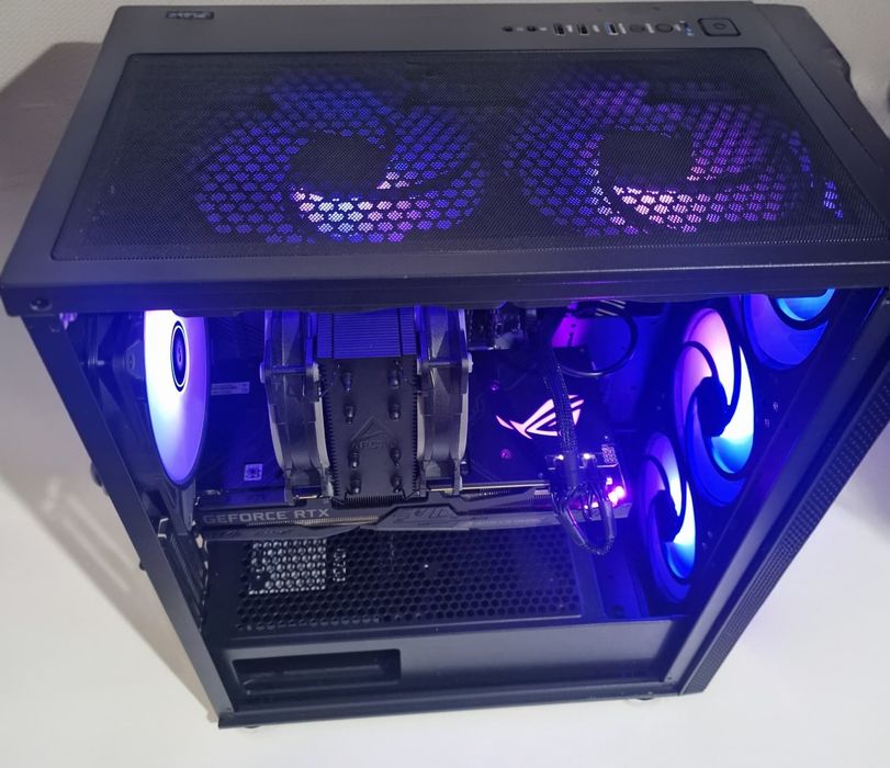 Carcasa PC cu 6 ventilatoare Arctic A-RGB 140mm