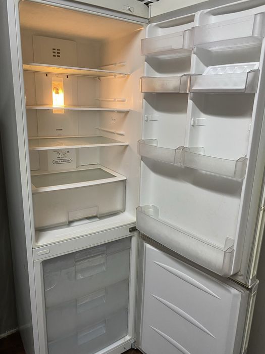 Продается холодильник