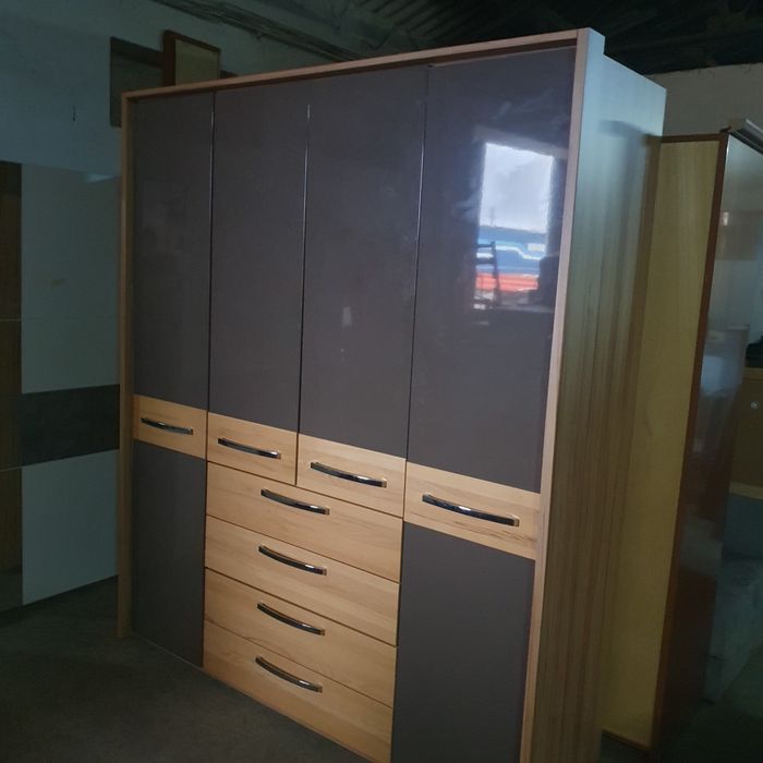 Dulap pentru haine Super calitate