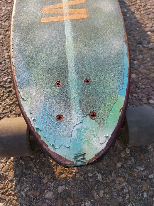 Longboard personalizat – model unic, cumpărat din SUA, complet echipat