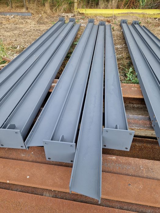 Producător Structuri metalice