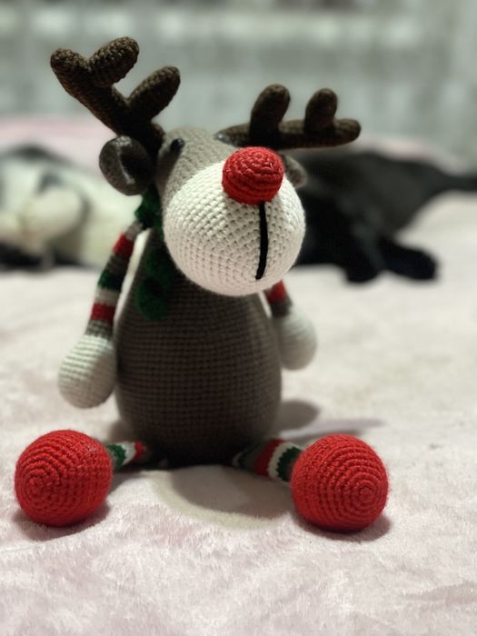 Декоративная игрушка оленёнок