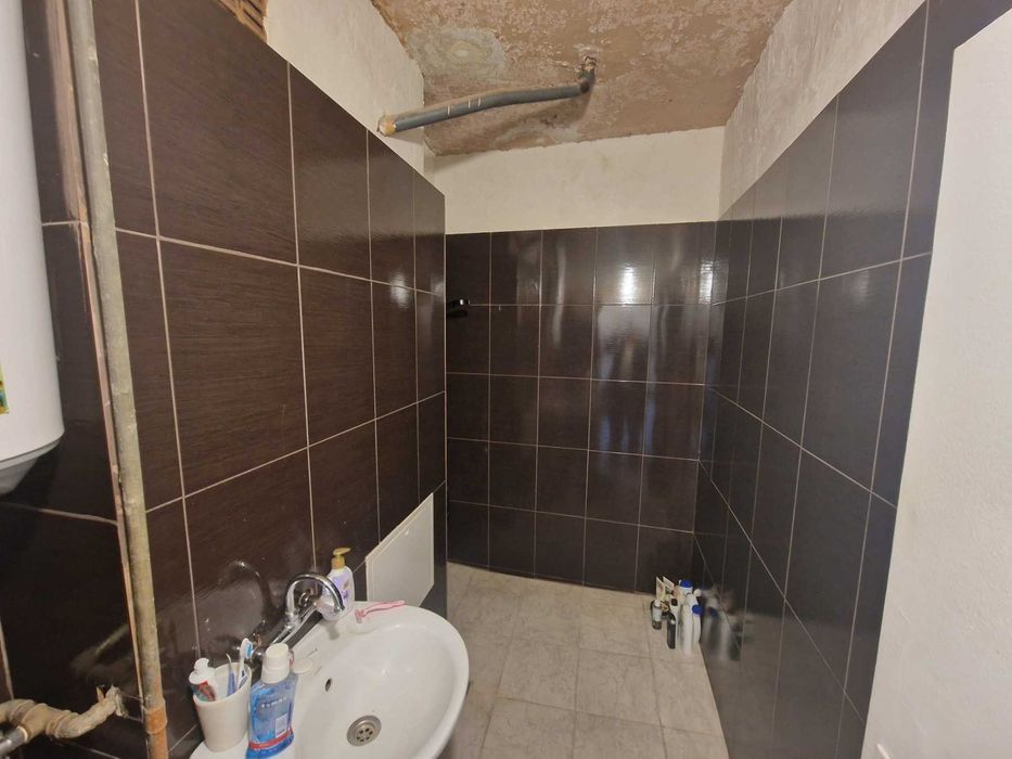 Продава се Тристаен апартамент в Благоевград, Струмско - 76 кв.м за 405 €/кв.м - Снимка #4