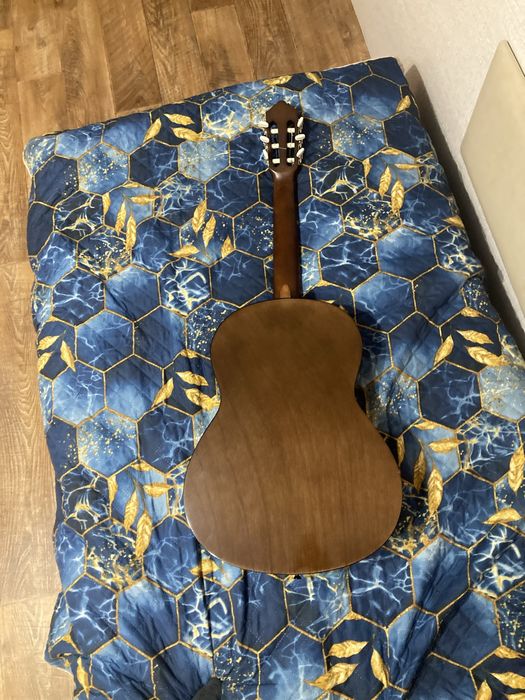 Гитара Yamaha c40