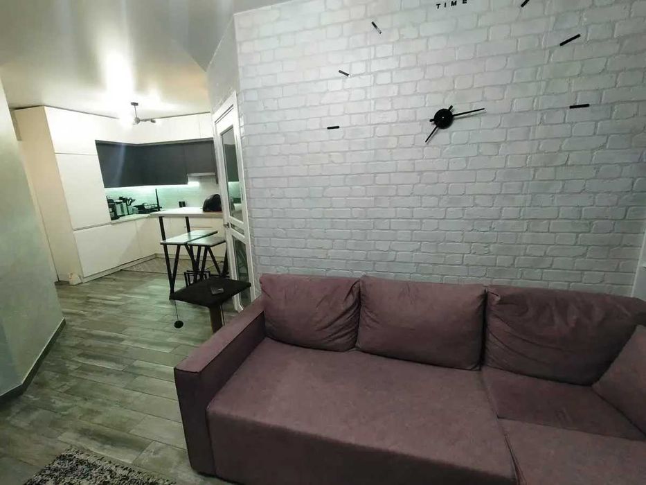 Тристаен имот в кв.Овча купел