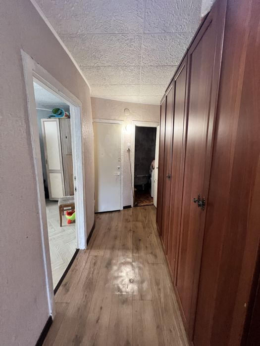 Продам 2 ком кв 53 м2 на хлебзаводе
